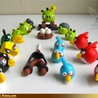 MyFoodLooksFunny.com - Edible Angry Bird Cake Toppers