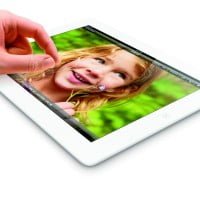 ipad wret pinch wht photo 001