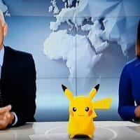 A wild Pikachu appears on Noticiero Univisión