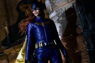 Batgirl | Leslie Grace